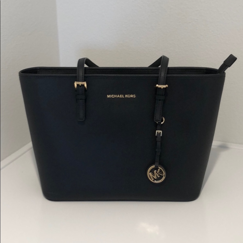 Black Micheal Kors Bag